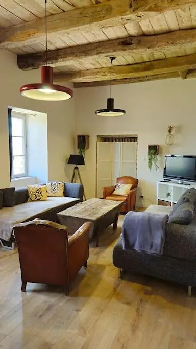 Holiday home Gite Lou Clapas Salles-la-Source