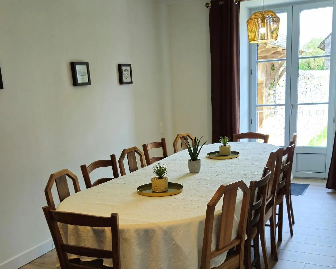 Holiday home Gite Lou Clapas Salles-la-Source